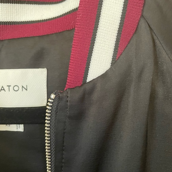 Black Aritzia Babaton Silky Bomber Jacket XS - Picture 2 of 4